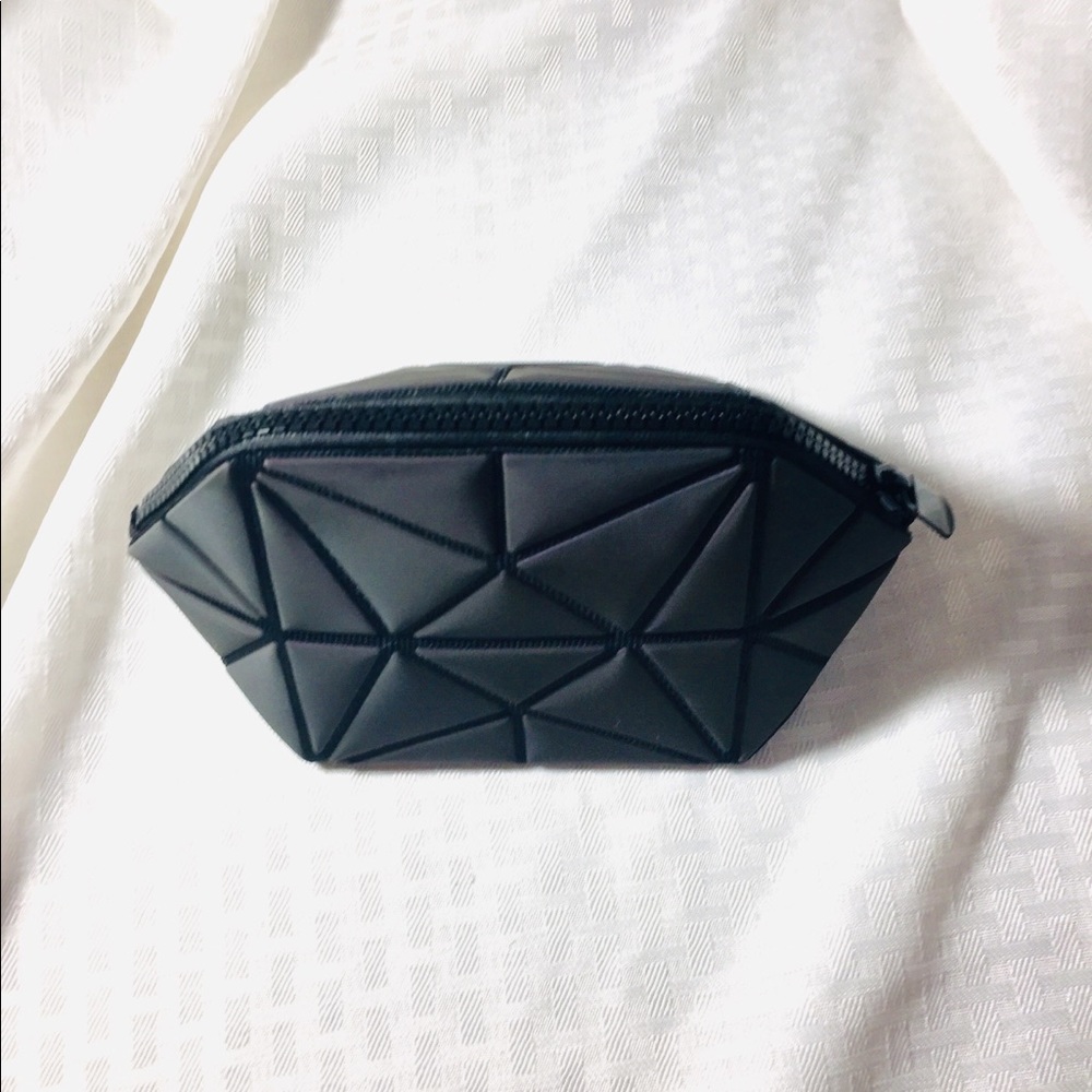 🔥HOST PICK! Unique Trendy Green/Black Geometric - Picture 5 of 6